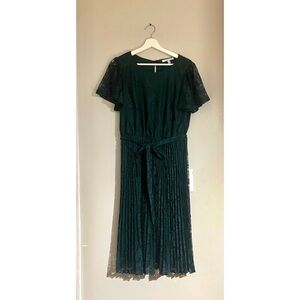Studio 1 Short Sleeve Lace Fit/Flare Dress